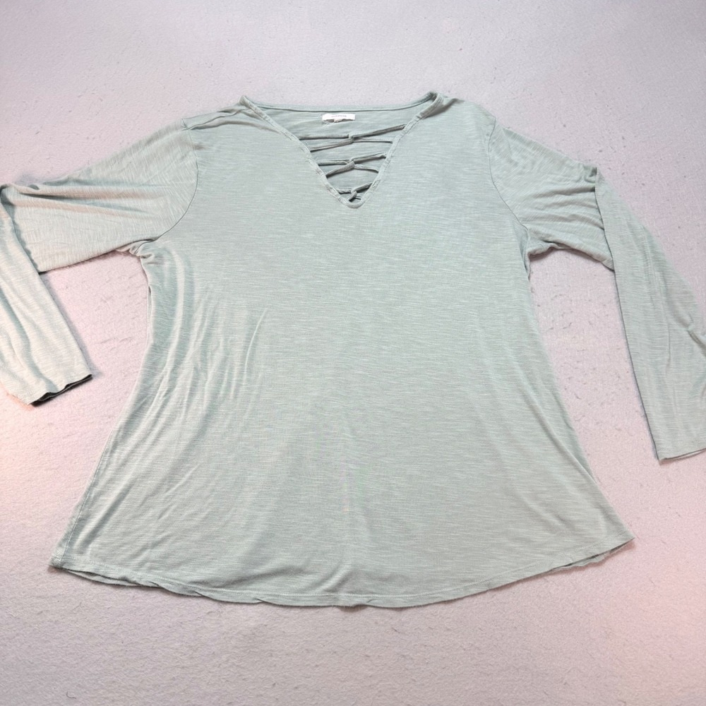 Maurices‎ XL Long Sleeve Criss-Cross V-Neck Blouse / Casual Tunic – Women's XL